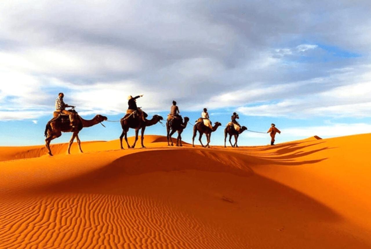 Desert Romantic Camp Merzouga Eksteriør billede
