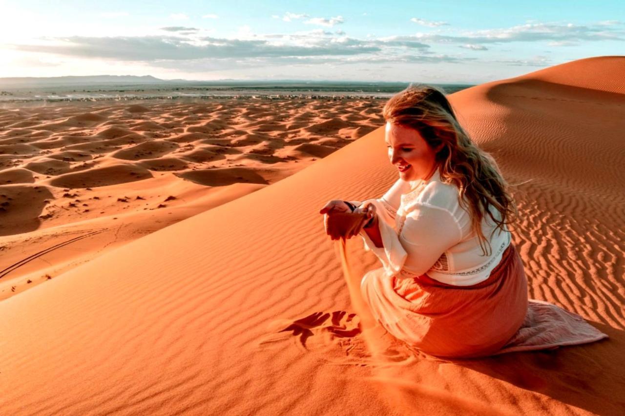 Desert Romantic Camp Merzouga Eksteriør billede