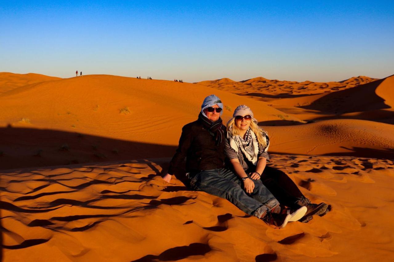 Desert Romantic Camp Merzouga Eksteriør billede