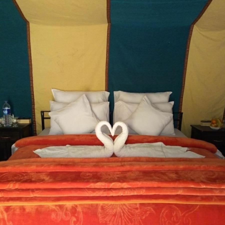 Desert Romantic Camp Merzouga Eksteriør billede
