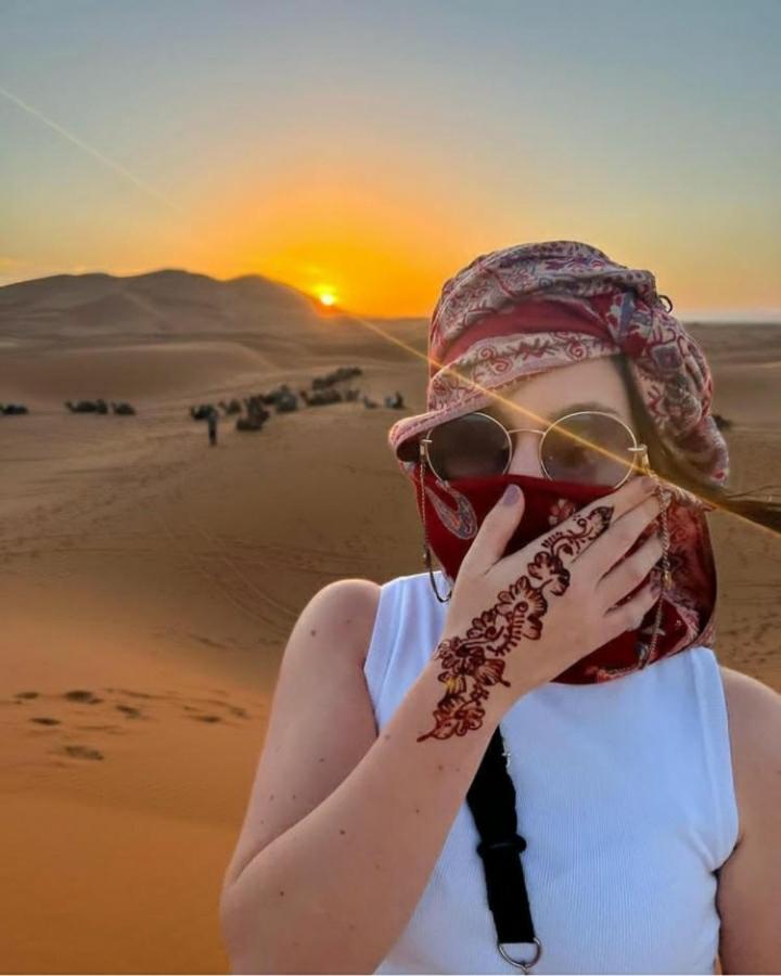 Desert Romantic Camp Merzouga Eksteriør billede